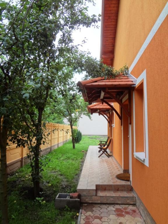 Horvath Apartmanhaz Oroshaza Exterior photo